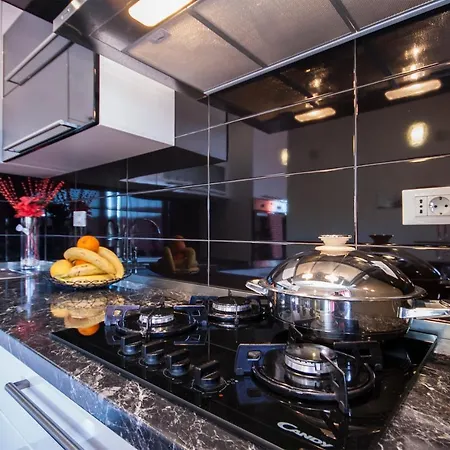 Sena * Примоштен