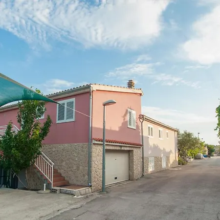 Апартаменты Sena Примоштен