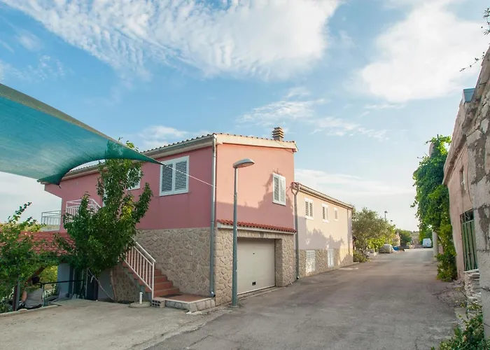 Apartamento Sena Primošten